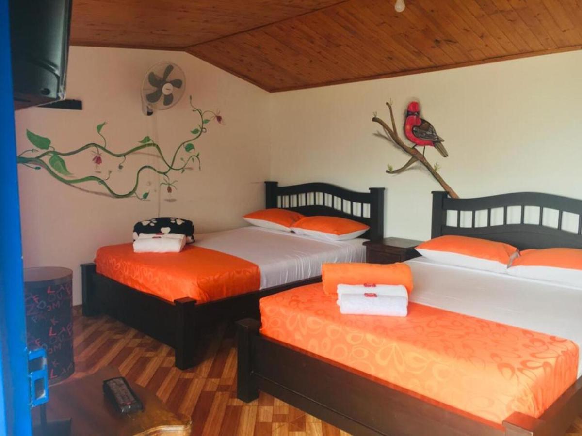 Finca Turistica Santa Clara Hostel Calarca Exterior photo